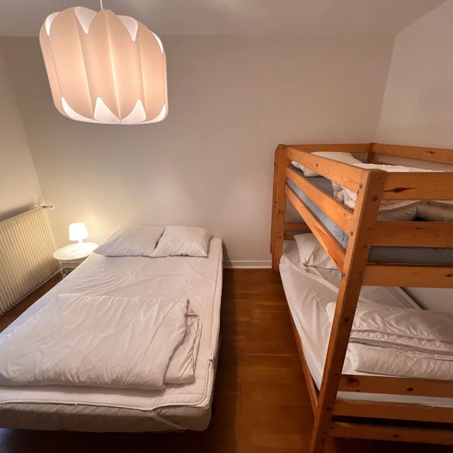 chambre-avec-lit-superposes-appartement-la-bourboule
